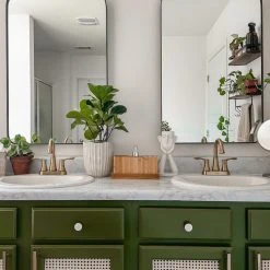 FrameMyMirror Highland Framed Rounded Rectangle Mirror, Black -Laural Home Shop 950138f302bcbf4c 5113 w800 h800 b0 p0